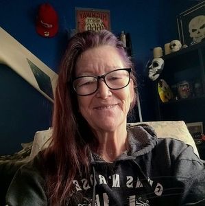 Meet your Posher, Lynda